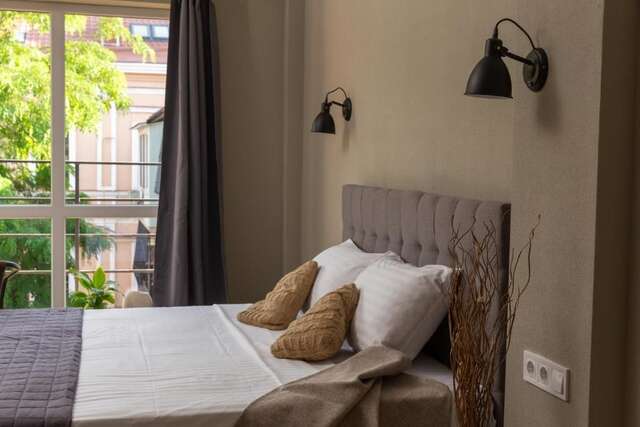 Апартаменты Poet Apartments Одесса-28